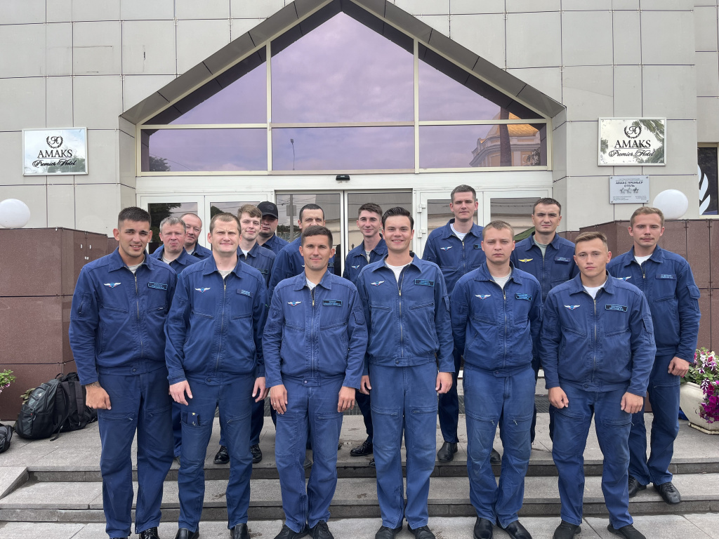 UTF-8''Стрижи.jpg UTF-8''Стрижи.jpg
